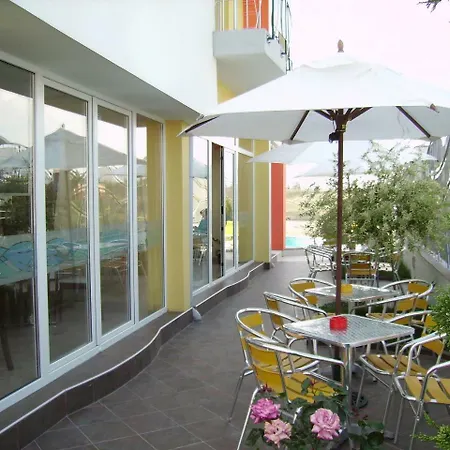 семеен фреш